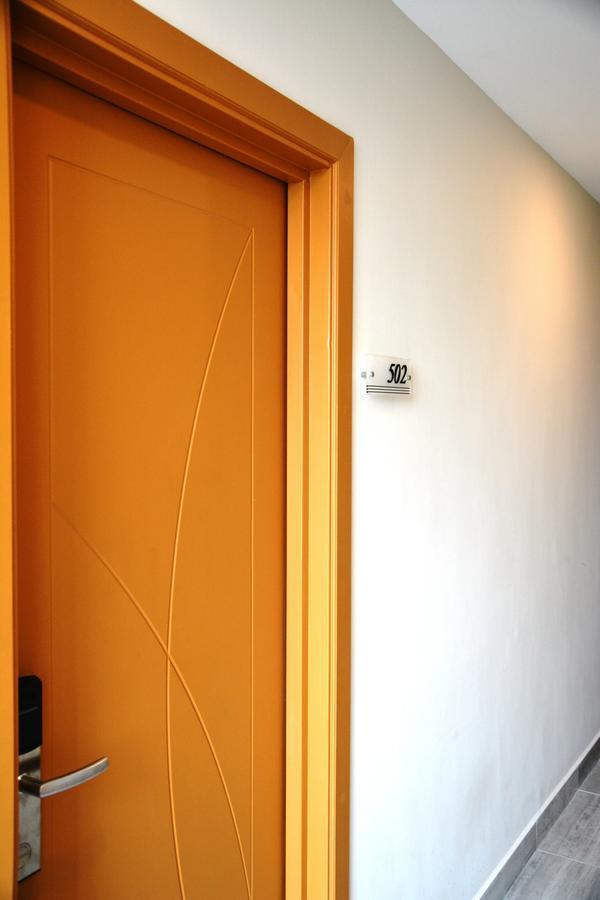 Swing & Pillows - Pj21 Petaling Jaya Exterior photo