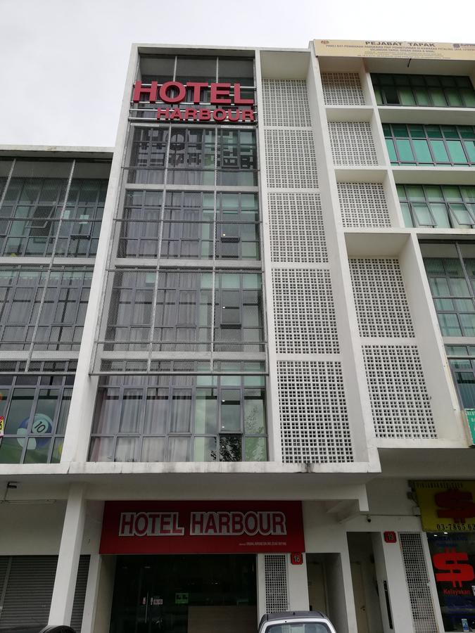 Swing & Pillows - Pj21 Petaling Jaya Exterior photo